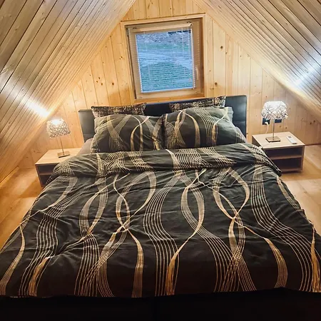 Zaciszna Idylla Nad Jeziorem Zlotnickim Karlowice Apartamento Olszyna (Lower Silesia)