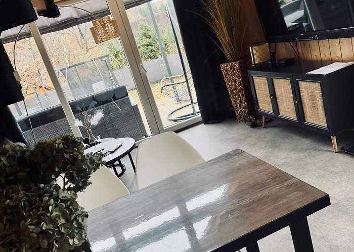 Zaciszna Idylla Nad Jeziorem Zlotnickim Karlowice Apartamento Olszyna (Lower Silesia)