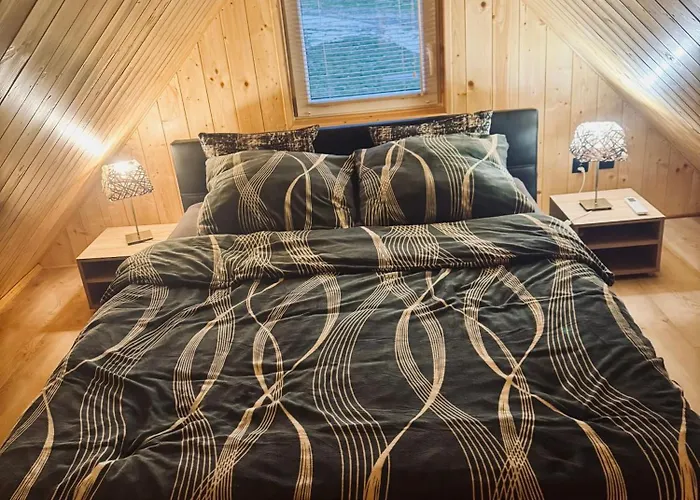 Zaciszna Idylla Nad Jeziorem Zlotnickim Karlowice アパート Olszyna