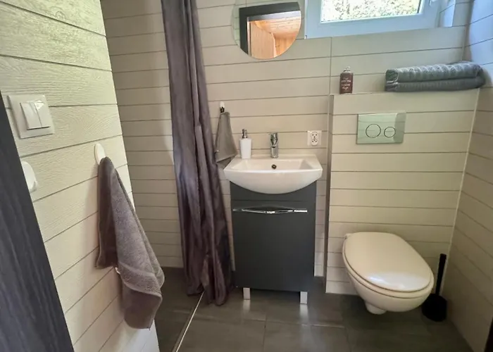 Apartamento Zaciszna Idylla Nad Jeziorem Zlotnickim Karlowice *